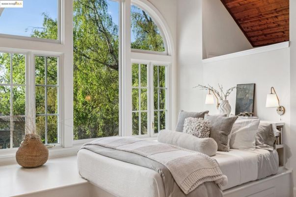 Bedroom, Interior, Wooden Ceilings