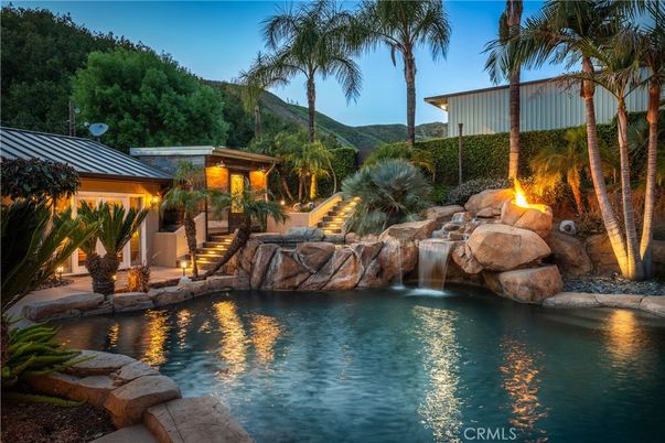 Exterior, Lake, Pool
