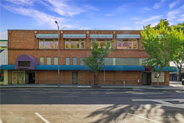 Exterior, Facade, Brick Facade, Rowhouse