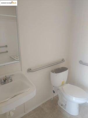 DE Listing image placeholder