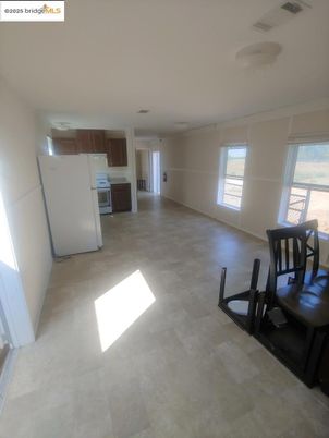 Empty room, Interior, Kitchen