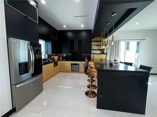 Interior, Kitchen, Pendant Lights, Recessed Lighting, Stainless Steel Appliances