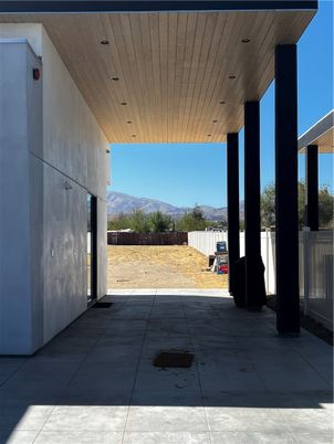 Backyard, Exterior