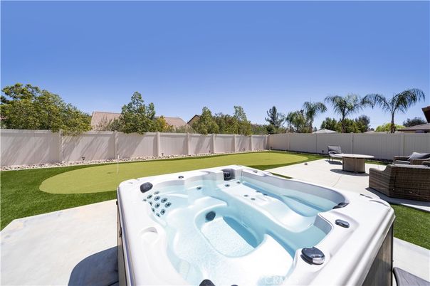 Backyard, Exterior, Hot Tub