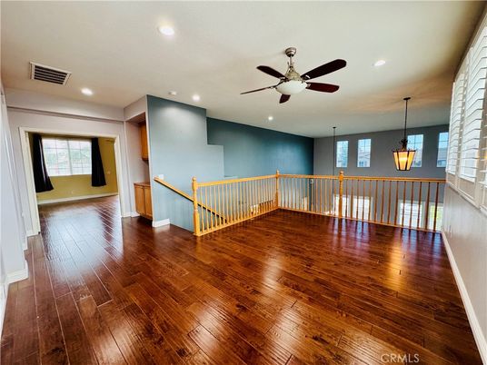 Empty room, Interior, Pendant Lights, Recessed Lighting, Wood Texture Flooring