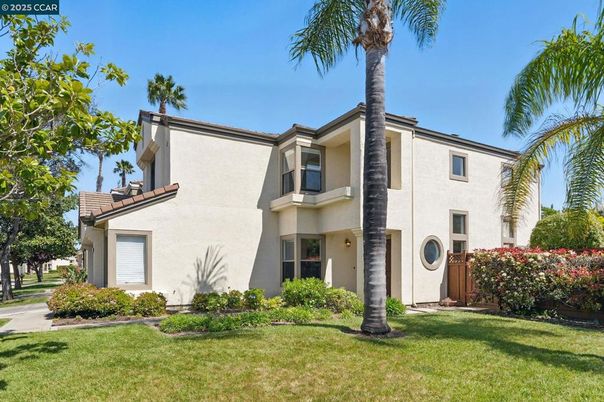 Backyard, Exterior, Facade, Spanish Mediterranean