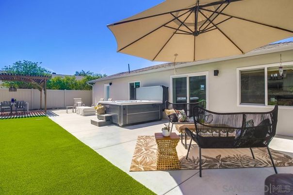 Backyard, Exterior, Hot Tub