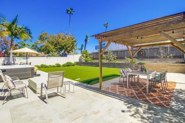 Backyard, Exterior, Hot Tub