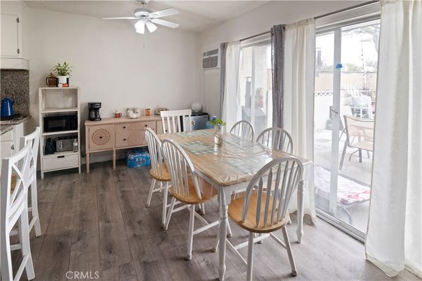 Dining room, Interior, Wood Texture Flooring