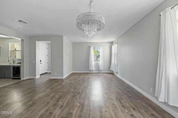 Chandelier, Empty room, Interior, Wood Texture Flooring