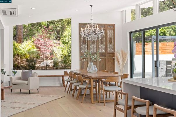 Chandelier, Dining room, Interior, Recessed Lighting, Wood Texture Flooring