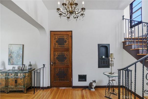 Chandelier, Interior, Wood Texture Flooring