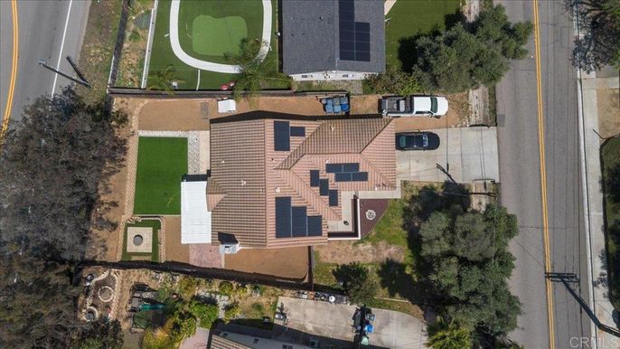 Exterior, Drone