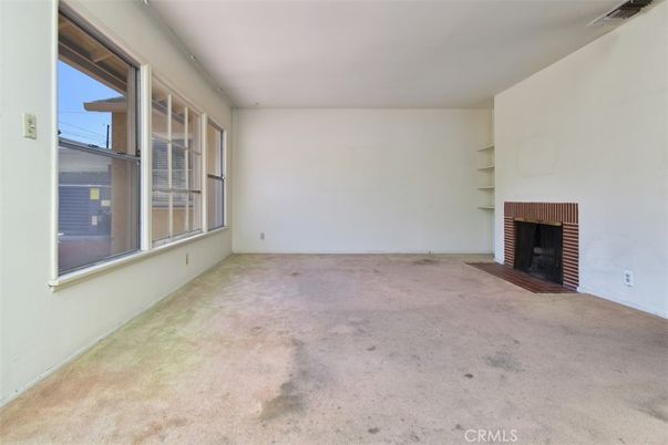 Empty room, Fireplace, Interior