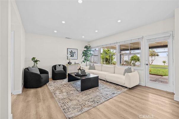 Interior, Living room, Recessed Lighting, Wood Texture Flooring