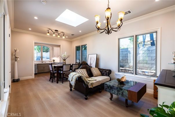 Chandelier, Dining room, Interior, Living room, Recessed Lighting, Wood Texture Flooring