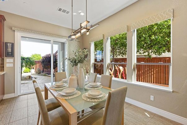 Dining room, Interior, Pendant Lights