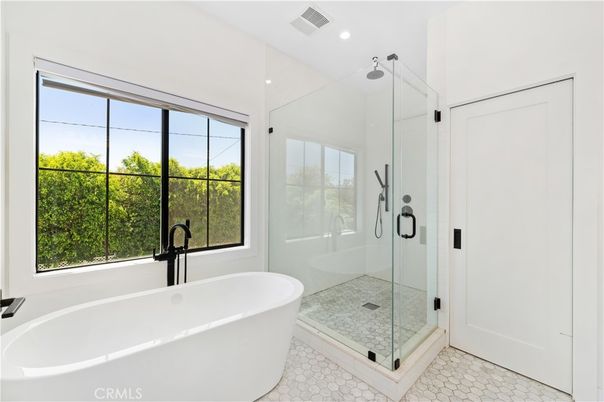 Bathroom, Free Standing Baths, Glass Shower, Interior, Recessed Lighting