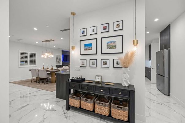 Dining room, Interior, Kitchen, Marble, Pendant Lights, Recessed Lighting
