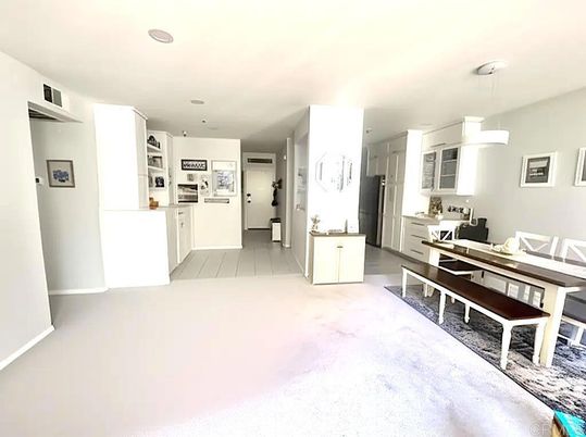 Dining room, Interior, Kitchen, Pendant Lights, Recessed Lighting