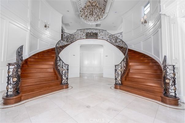 Chandelier, Interior, Recessed Lighting