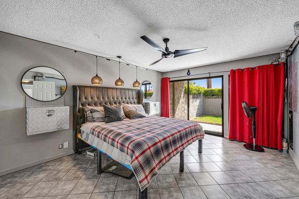 Bedroom, Interior, Pendant Lights