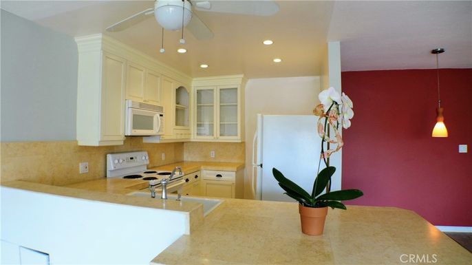 Interior, Kitchen, Pendant Lights, Recessed Lighting