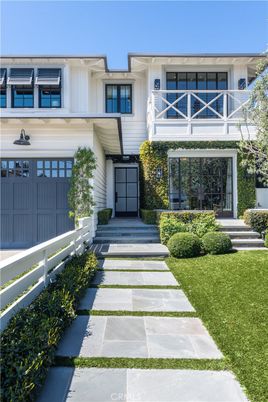 Attached, Exterior, Facade, Modern