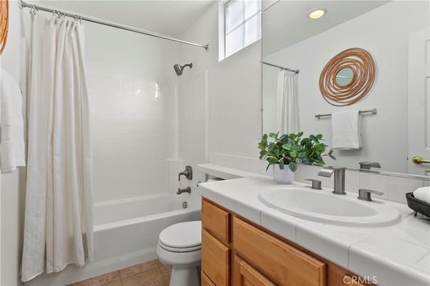 Bathroom, Interior, Recessed Lighting, Tile Countertops