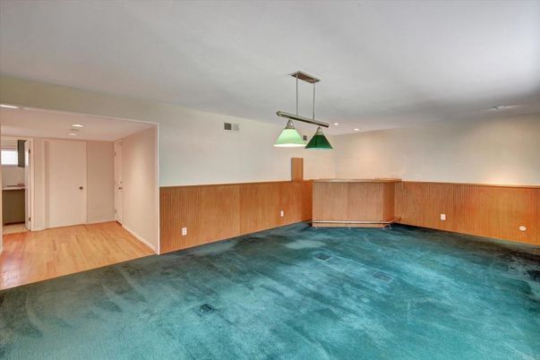 Empty room, Interior, Pendant Lights, Recessed Lighting, Wood Texture Flooring