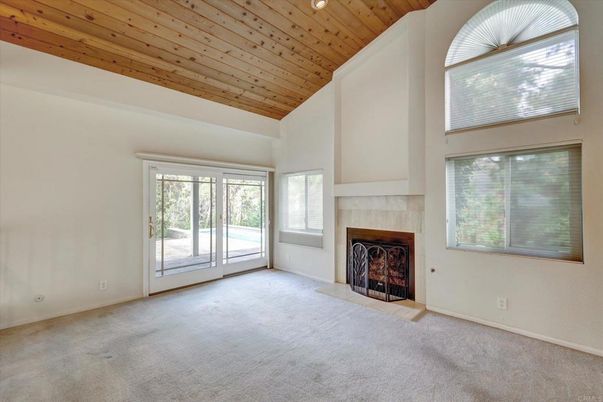 Empty room, Fireplace, Interior, Wooden Ceilings