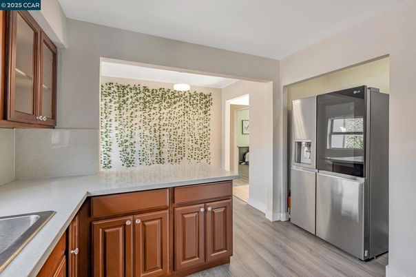 Interior, Kitchen, Pendant Lights, Wood Texture Flooring