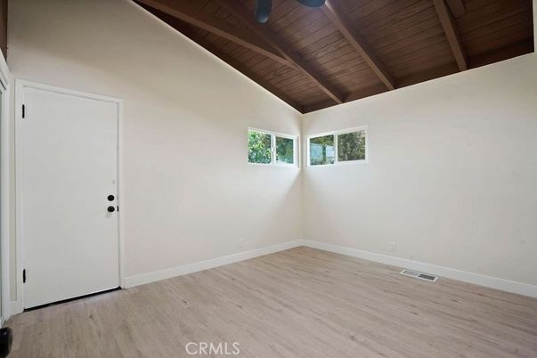 Empty room, Interior, Wooden Beams, Wooden Ceilings, Wood Texture Flooring