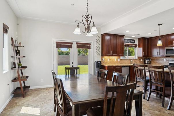 Dining room, Interior, Kitchen, Pendant Lights, Recessed Lighting