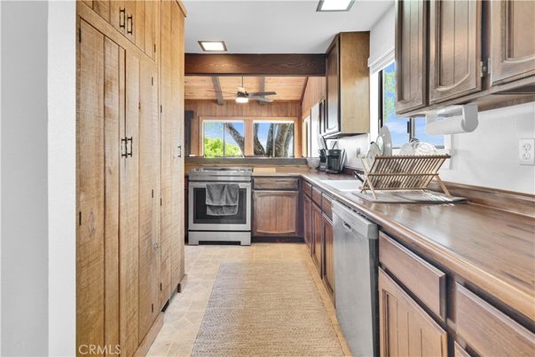 Interior, Kitchen, Wooden Ceilings