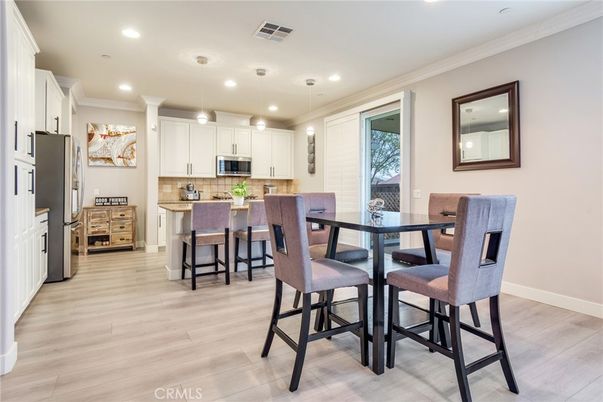Dining room, Interior, Kitchen, Pendant Lights, Recessed Lighting, Wood Texture Flooring