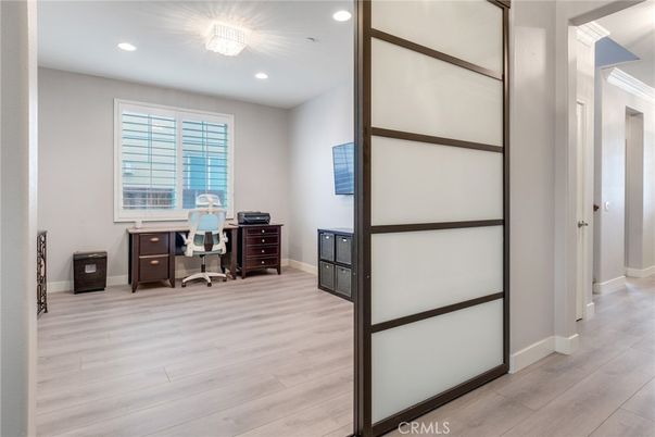 Home Office, Interior, Recessed Lighting, Wood Texture Flooring