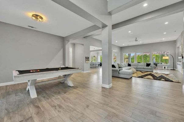Billiard Table, Game Room, Interior, Living room, Recessed Lighting, Wood Texture Flooring