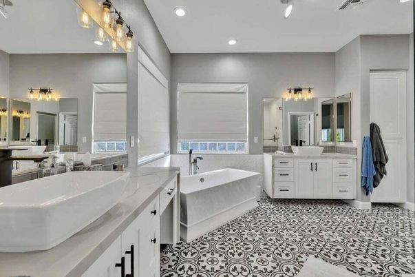 Bathroom, Dual Sink Vanities, Free Standing Baths, Interior, Recessed Lighting