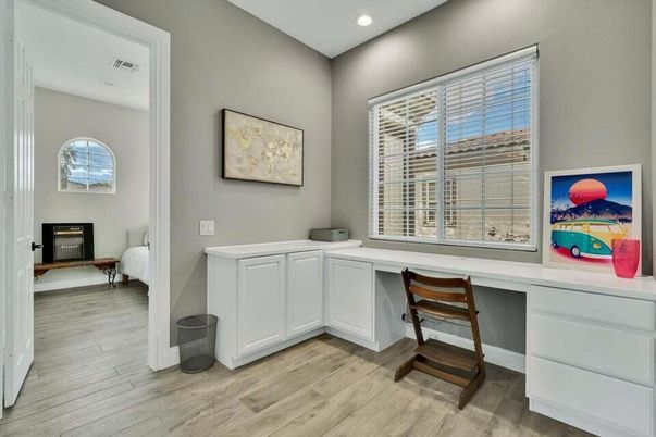 Home Office, Interior, Recessed Lighting, Wood Texture Flooring