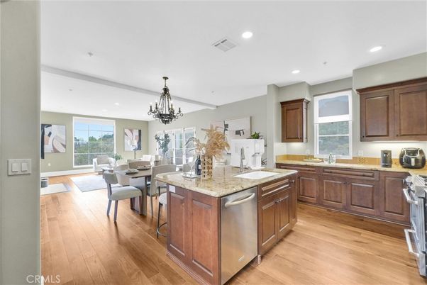 Chandelier, Dining room, Interior, Kitchen, Recessed Lighting, Wood Texture Flooring