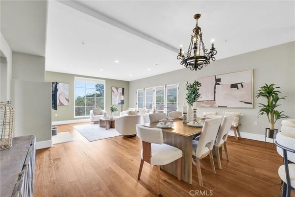 Chandelier, Dining room, Interior, Living room, Recessed Lighting, Wood Texture Flooring