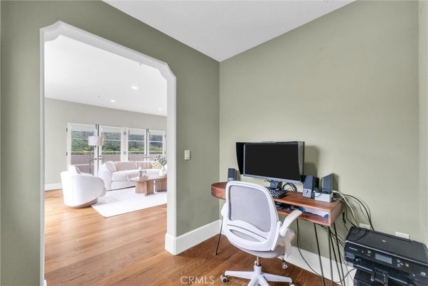 Home Office, Interior, Recessed Lighting, Wood Texture Flooring