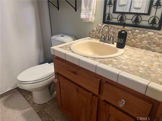 Bathroom, Interior, Tile Countertops