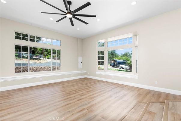 Empty room, Interior, Recessed Lighting, Wood Texture Flooring