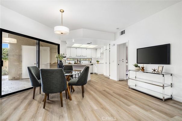 Dining room, Interior, Kitchen, Pendant Lights, Wood Texture Flooring