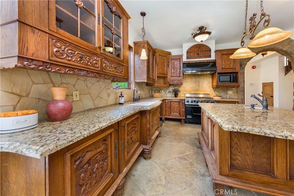Interior, Kitchen, Pendant Lights, Stainless Steel Appliances
