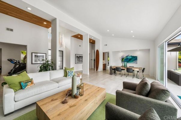 Dining room, Interior, Living room, Piano, Recessed Lighting