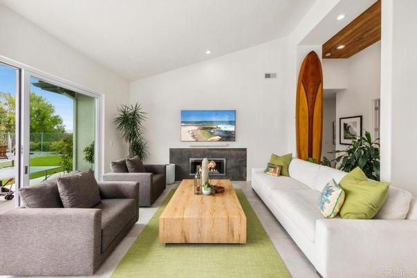 Fireplace, Interior, Living room, Recessed Lighting