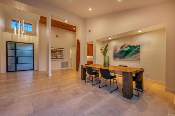 Dining room, Interior, Recessed Lighting
